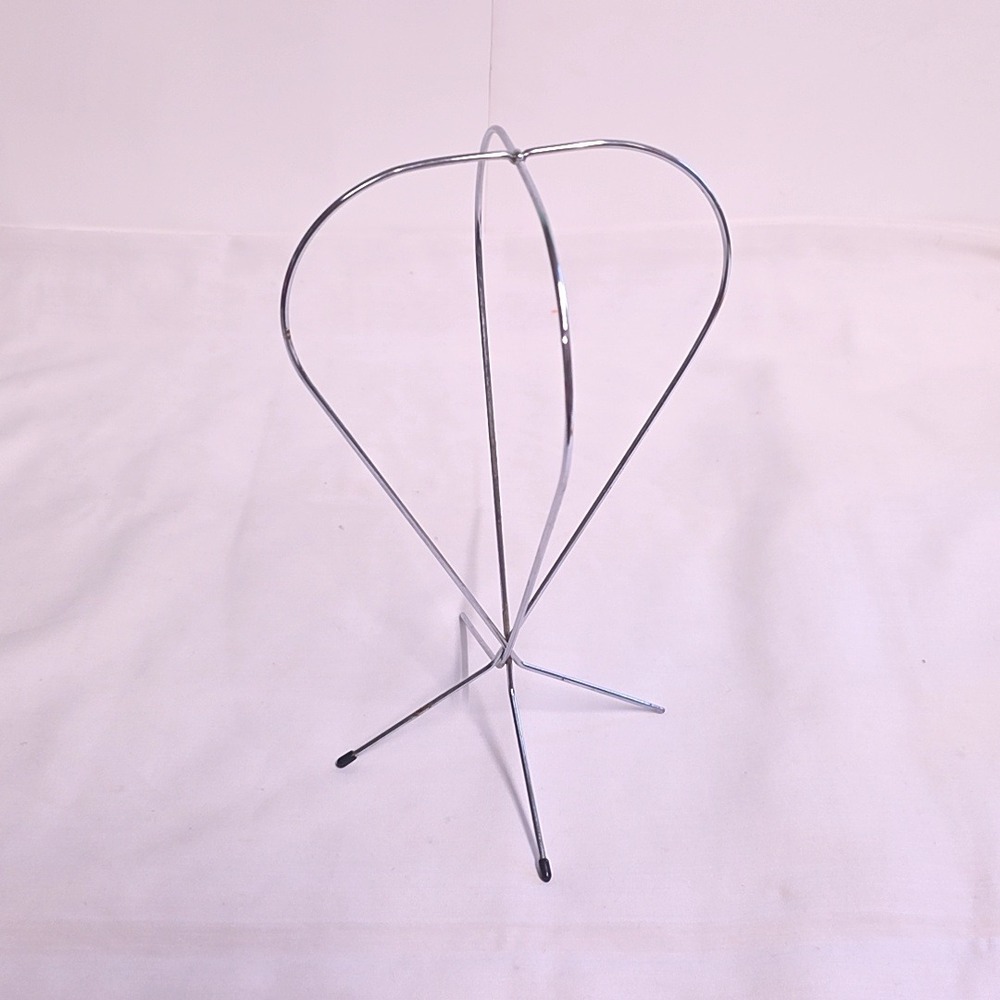 MCM Hat Stand Silver Chrome Wire Metal Tripod Tabletop Display Holder Industrial